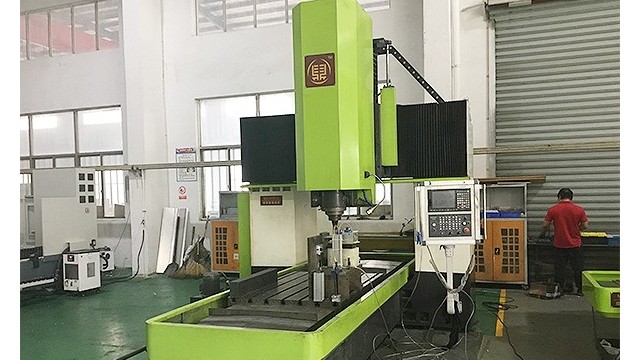 焊接水冷板哪種設(shè)備好？攪拌摩擦焊還是真空釬焊？